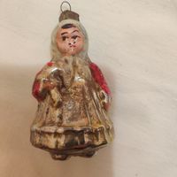 Ёлочная игрушка Девочка с букетом 0050