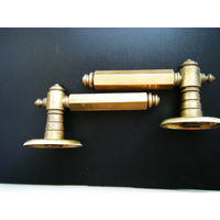 Пара Бронзовых дверных ручек.