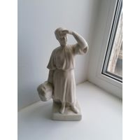 Статуэтка Девушка с снопом, ранние Вербилки, бисквит, Агитация