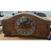 Часы настольные, крупные. Vesna / экспортные. Состояние корпуса!