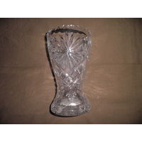 Ваза хрустальная (25 см.) времён СССР.С рубля.