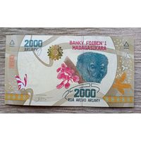 Werty71 Мадагаскар 2000 ариари 2017 UNC банкнота
