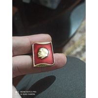 Значок Ленин
