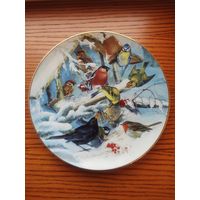 Тарелка центральная УРСУЛА БАНД 26 СМ серии "ЛЕСНЫЕ птицы зимой", Германия,Hutschenreuther, редкая!