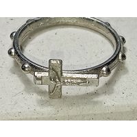 Кольцо с крестиком .