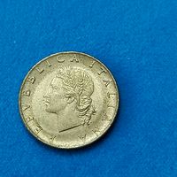20 лир(1982г.) Италия.UNC. Расспродажа!