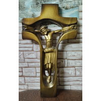 Крест распятие Иисуса Христа. Дерево. Работа мастера с автографом.