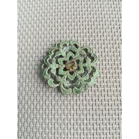 Пуговица брошь с рубля!