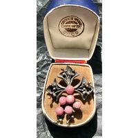 Брошь. Брошь-кулон