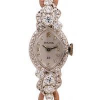Часы золотые с бриллиантами Lady Bulova Швейцария
