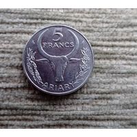 Werty71 Мадагаскар 5 франк 1984