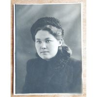 Фото девушки. Ташкент. 1944 г. 8.5х11 см.