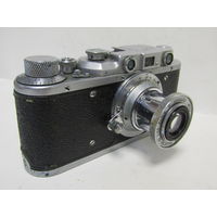 С рубля. Фотоаппарат "Зоркий" номер 5596095 с объективом "тубусным" "Индустар 22". В оригинальном чехле. СССР. м