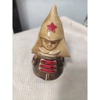 Статуэтка.