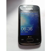 Мобильный телефон Samsung