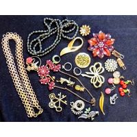 Лот бижутерии