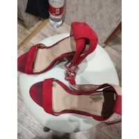 Женские туфли