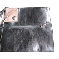 Компактная кожаная сумка Mattioli через плечо, мягкая конструкция