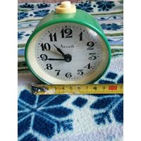 Будильник витязь