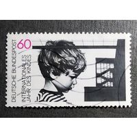 Марка Германия 1979 год Международный год ребенка