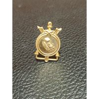 Эмблема Стройбата СССР ( на усах)