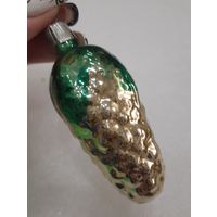 Игрушка ёлочная Шишка, стекло. СССР