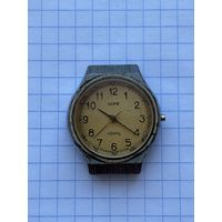 Часы Заря. В ремонт или на запчасти. Механизм и ободок позолоченные.
