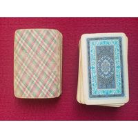 Две колоды карт. 54 карты и 36 карт.