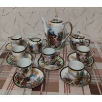 Японский кофейный сервиз на шесть персон. Гейша. Литофания на каждой чашке. Костяной фарфор. Ручная роспись. Семидесятые.