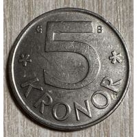 Монета 5 крон 2002 год. Швеция. Король Карл XVI Густав. С рубля без МЦ.