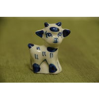 Статуэтка фарфоровая  " Козленок  "  5 см  ( целая )