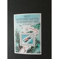 Германия. 1991 Блок Mi.23 с маркой "Чемпионат мира по бобслею" (чистый**) марка Mi.1496 каталог 2.40 евро