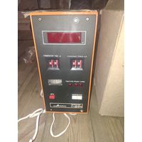 Прибор(титратор)