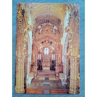 Церковь ордена св. Франциска, Португалия. Деталь центрального прохода и алтаря