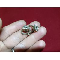 С рубля, без мц. серьги на винтах СР9 сЗвезда875пр. диам вставок 1.1см.