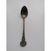 Ложка чайная серебро 916 пробы, шикарная работа