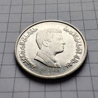 5 пиастров Иордании 2000 года .