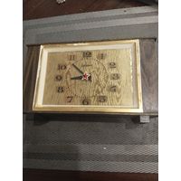 Кабинетные , настольные часы Молния. СССР.