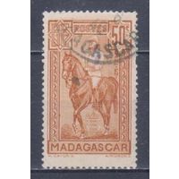 [938] Французские колонии. Мадагаскар 1931. Губернатор на лошади.50с. Гашеная марка.