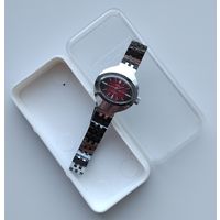 Часы Чайка.  Сделано в СССР. На уверенном ходу. Коробка.