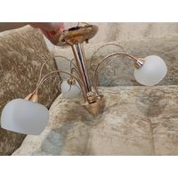 Люстра 3-рожковая с плафонами