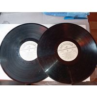 Виниловые пластинки из СССР  . Это песни твои , Комсомол . 2 пластинки .