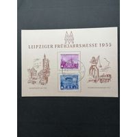 ГДР 1955 Сувенирный лист с двумя марками серии "Торговая ярмарка в Лейпциге" (спецгашение) Mi.447-448 каталог 4.00 евро