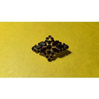 Старая брошь.