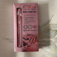 Портативный маникюрно-педикюрный набор Flawless Salon Nails