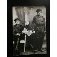 ДВА ЖОЛНЕРА.