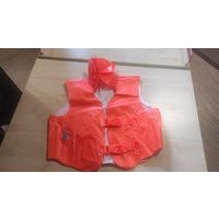 Детские спасательные жилеты Intex на 3-6 лет. 2 штуки.