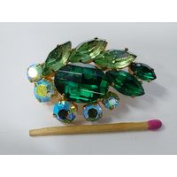 Брошь винтажная ЧССР изумрудно-зелёное стекло