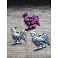 Ёлочные игрушки. Пластик.