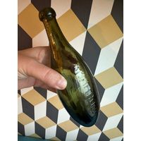 Красивый насыщенный цвет СПб зав. иск. мин. вод. Старинная бутылка газировка воды до 1917г.